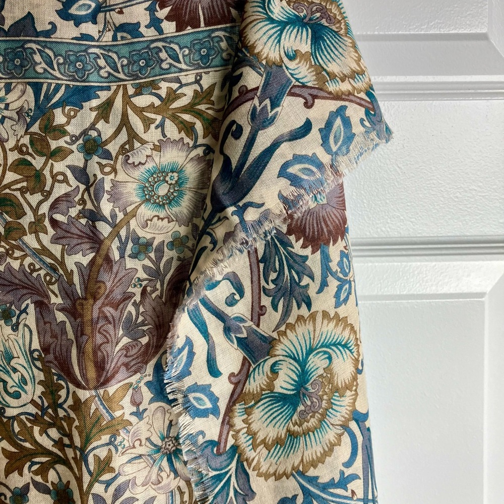 Floral Wool/Silk Scarf